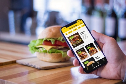 burger-app-food-delivery-ui-case-study-tubik-800x533.jpg.pagespeed.ce.3ZPgQJneK7